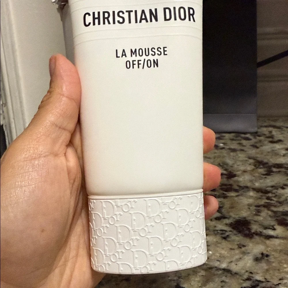Dior Facial Cleanser La Mousse On/Off Foaming Face Wash Cleanser AMAZING